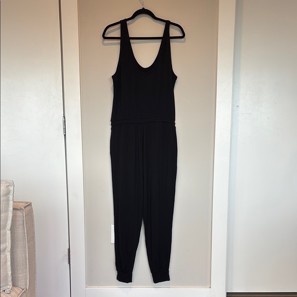Athleta Black Sleeveless Jumpsuit with Tapered Ankle LP - Picture 3 of 6